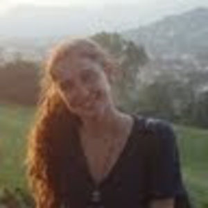 Meet your Posher, Julia